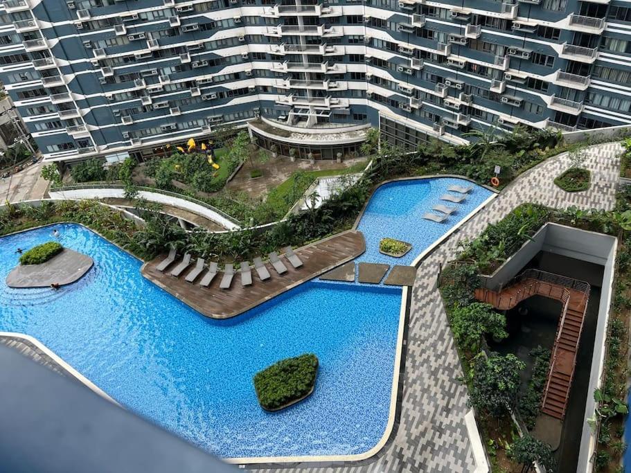 Apartment In Air Residences, Makati With Wifi, Netflix, Pool, Mall And More 马尼拉 外观 照片