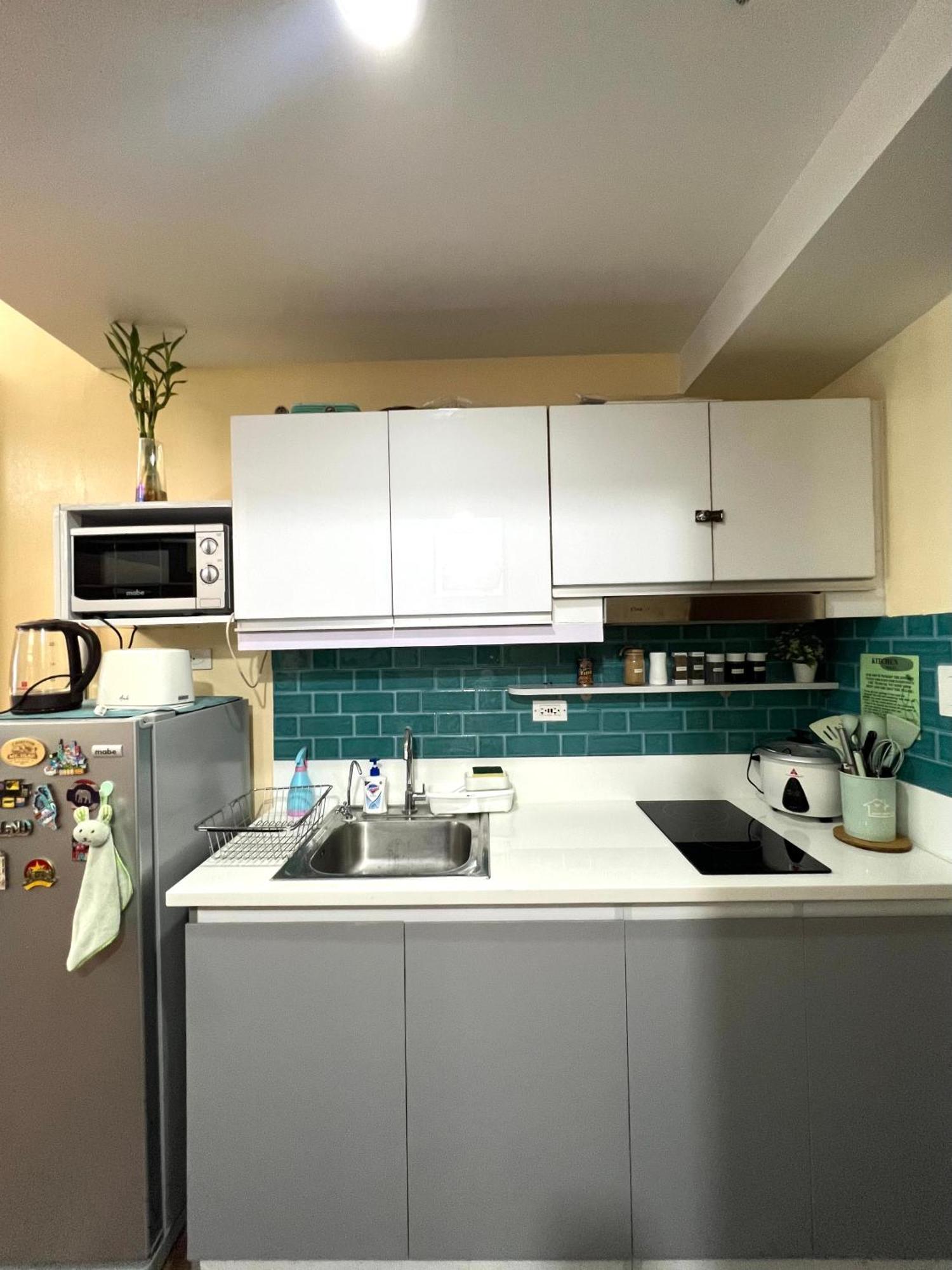 Apartment In Air Residences, Makati With Wifi, Netflix, Pool, Mall And More 马尼拉 外观 照片