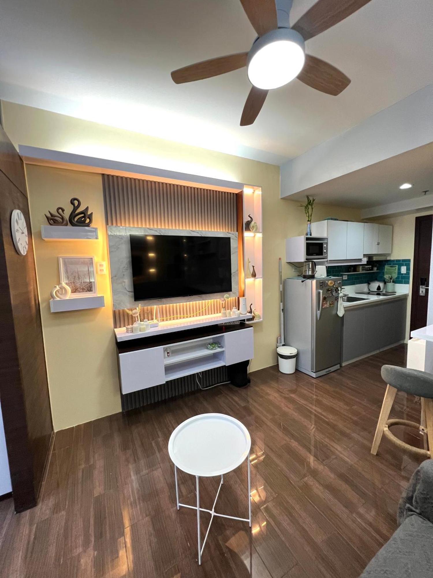 Apartment In Air Residences, Makati With Wifi, Netflix, Pool, Mall And More 马尼拉 外观 照片