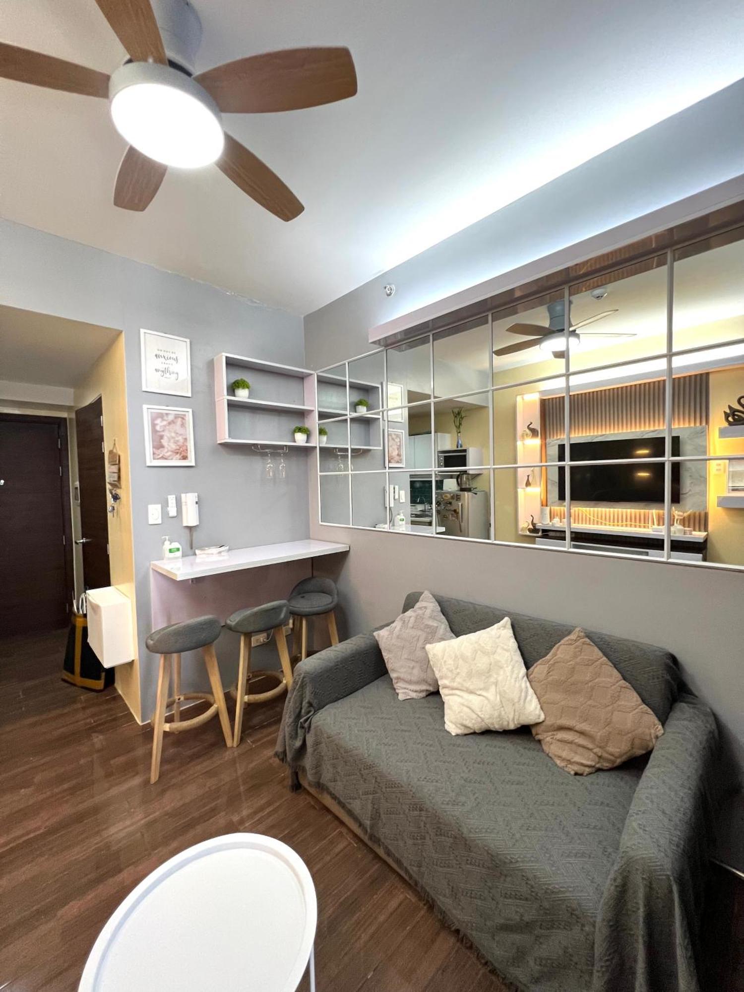 Apartment In Air Residences, Makati With Wifi, Netflix, Pool, Mall And More 马尼拉 外观 照片